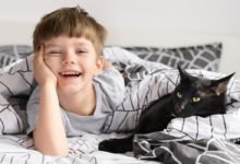 Consigli per una felice convivenza tra gatto e bambino